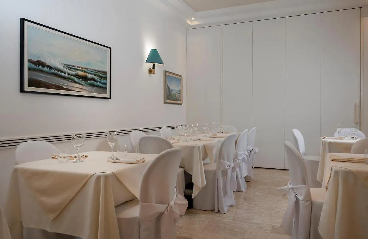 Hotel Stella Riccione 3*,  Italy